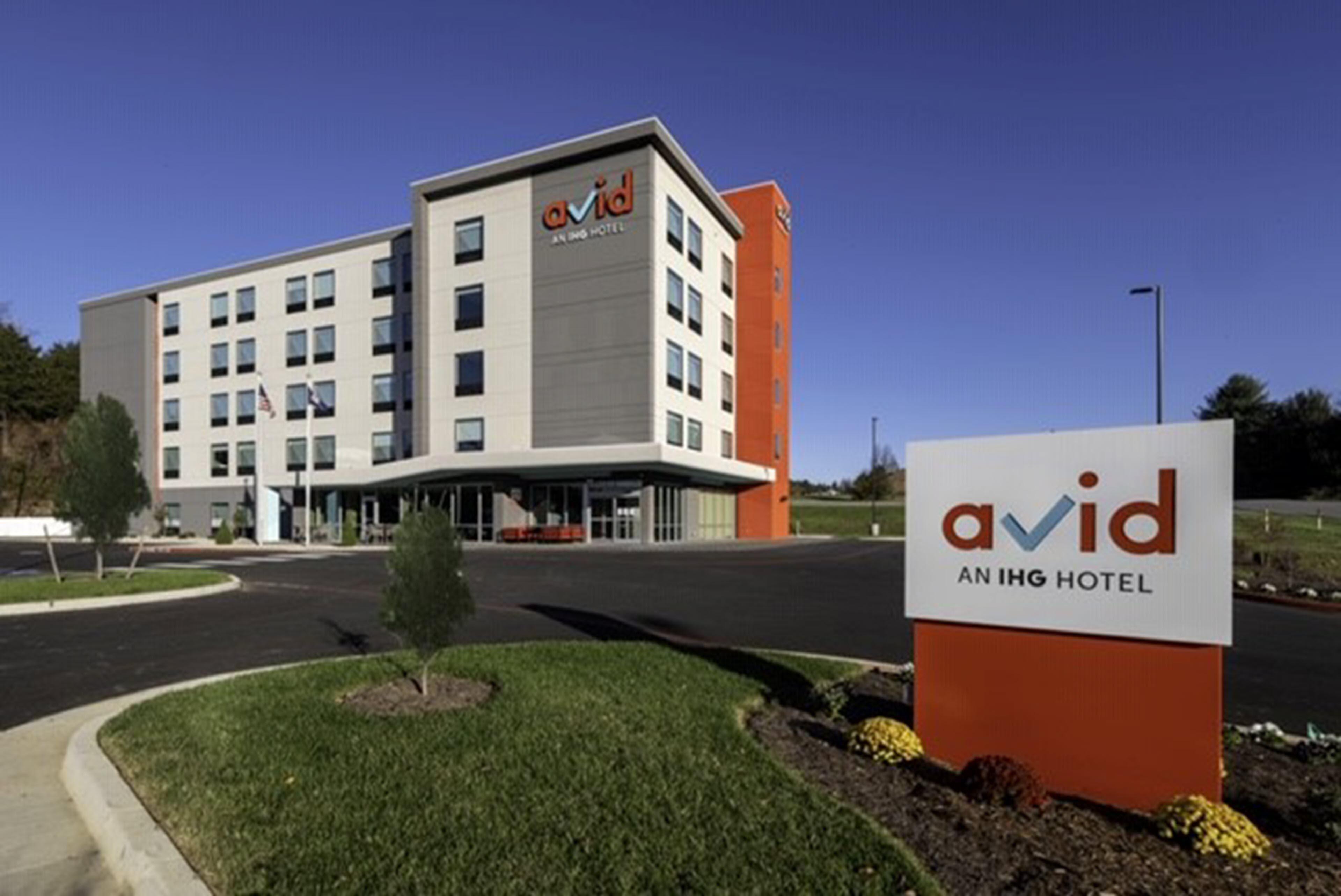 Avid Hotel - Staunton By Ihg Esterno foto
